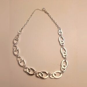 Liz Claiborne Silver Tone‎ Necklace